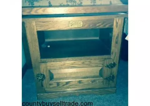 Vintage TV Stand