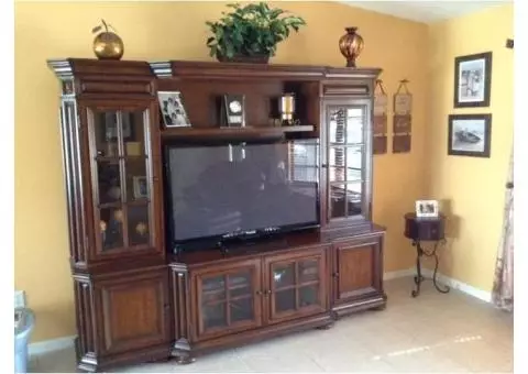 Wall Unit