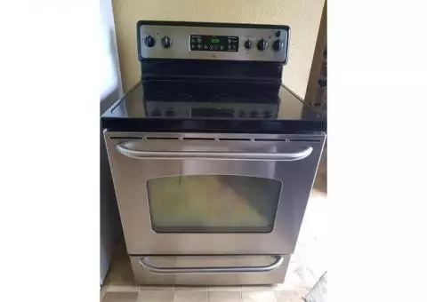 Glass top stove and Kenmore refridgerator